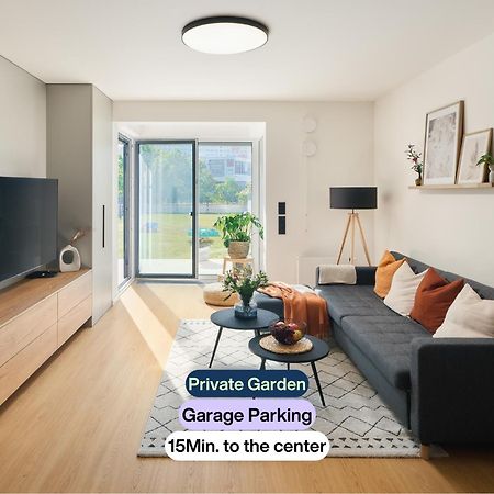 Beta Home - Garage, Air Condition, Garden, At Metro プラハ エクステリア 写真