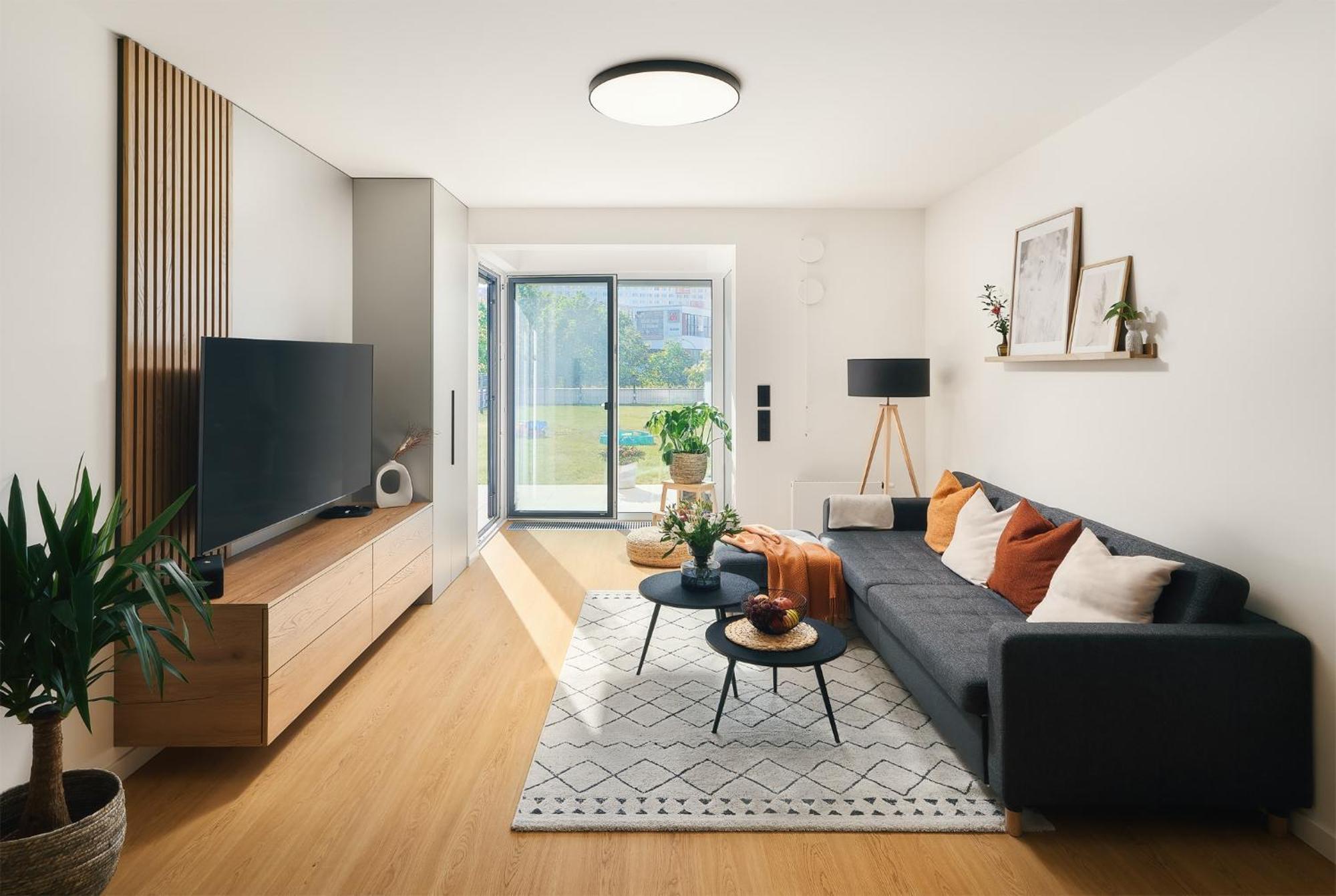 Beta Home - Garage, Air Condition, Garden, At Metro プラハ エクステリア 写真